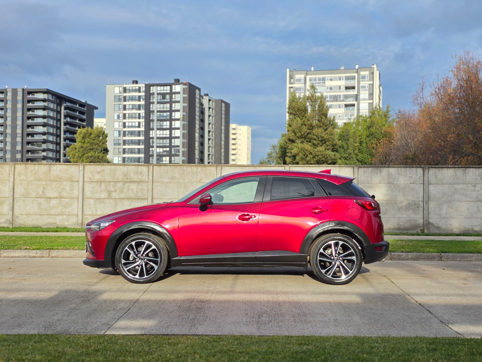 
								Mazda CX-3 CORE full									
