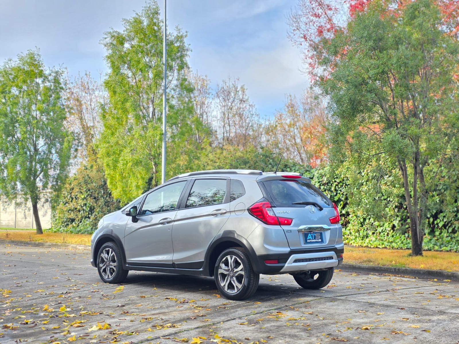 
								HONDA WR-V EX full									
