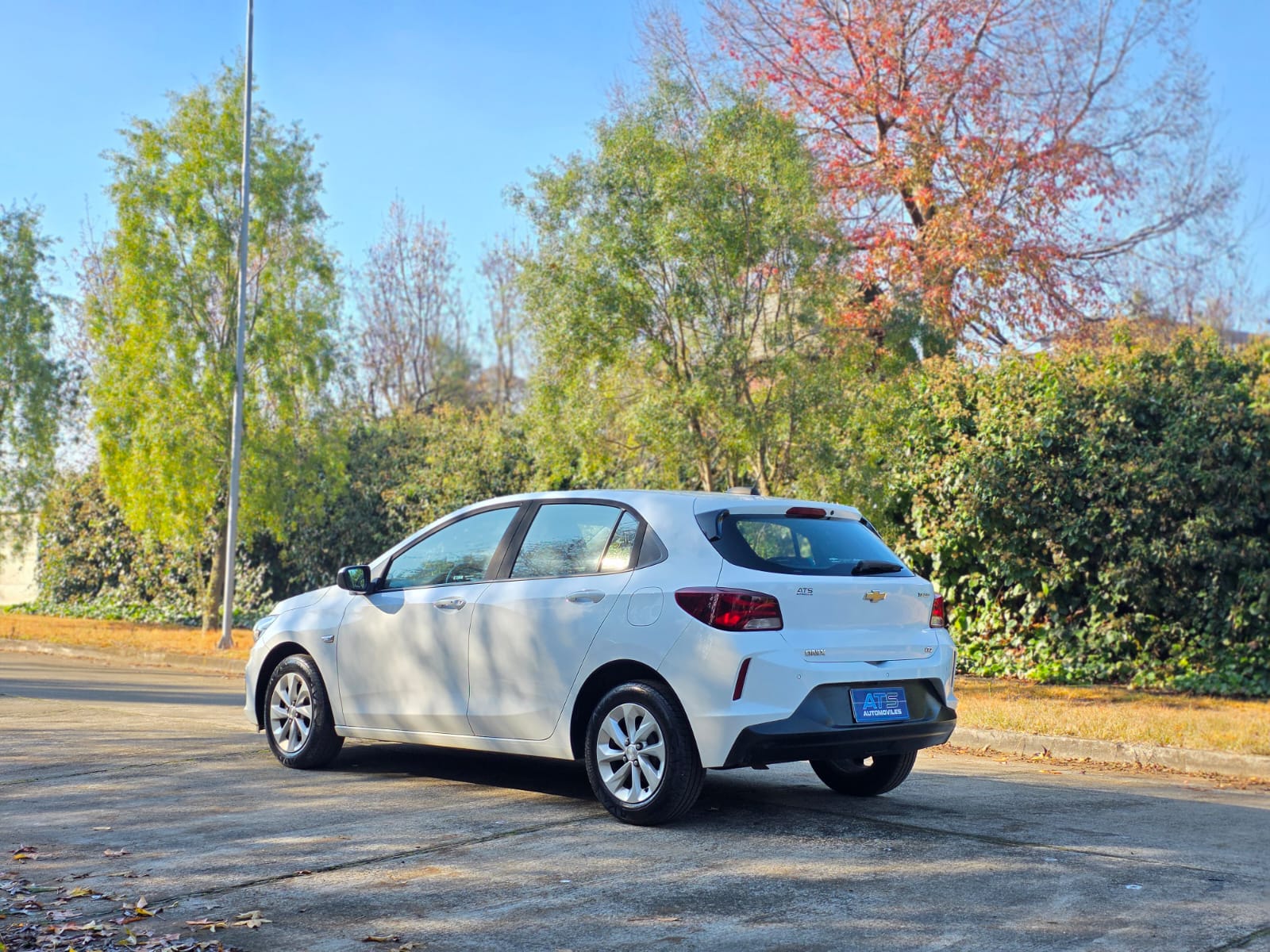 
								Chevrolet ONIX LTZ full									