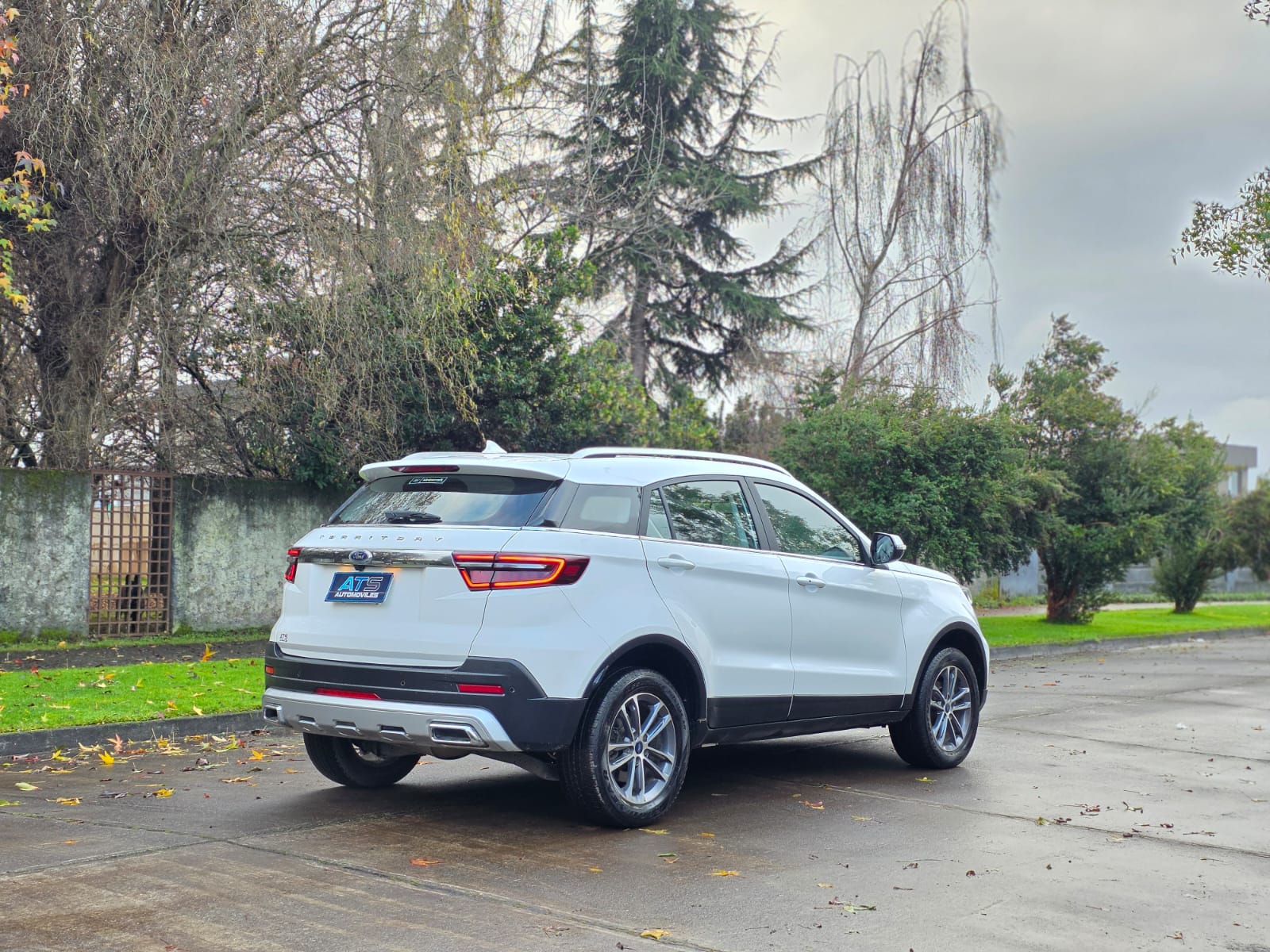 
								Ford Territory TREND full									