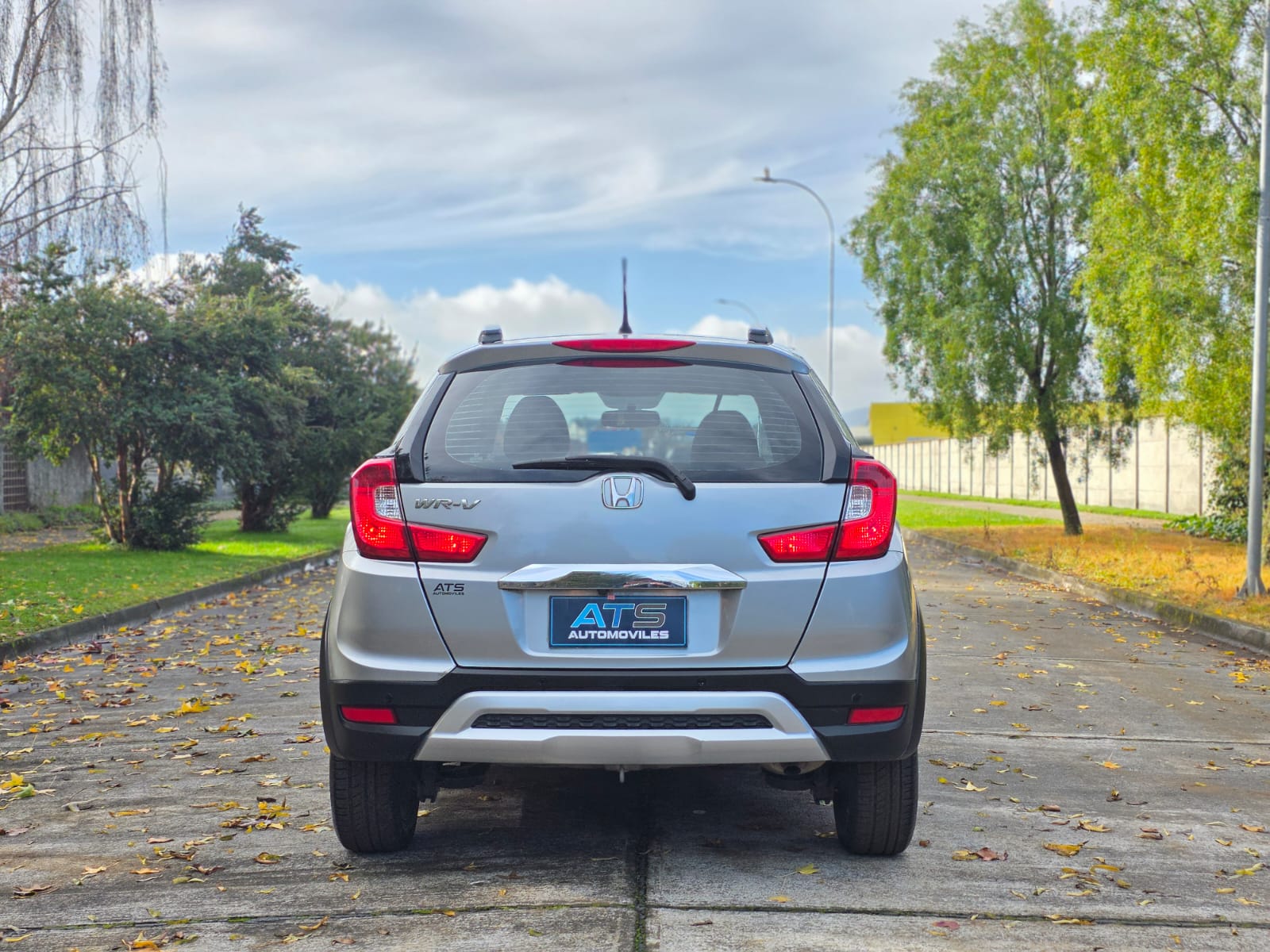 
								HONDA WR-V EX full									