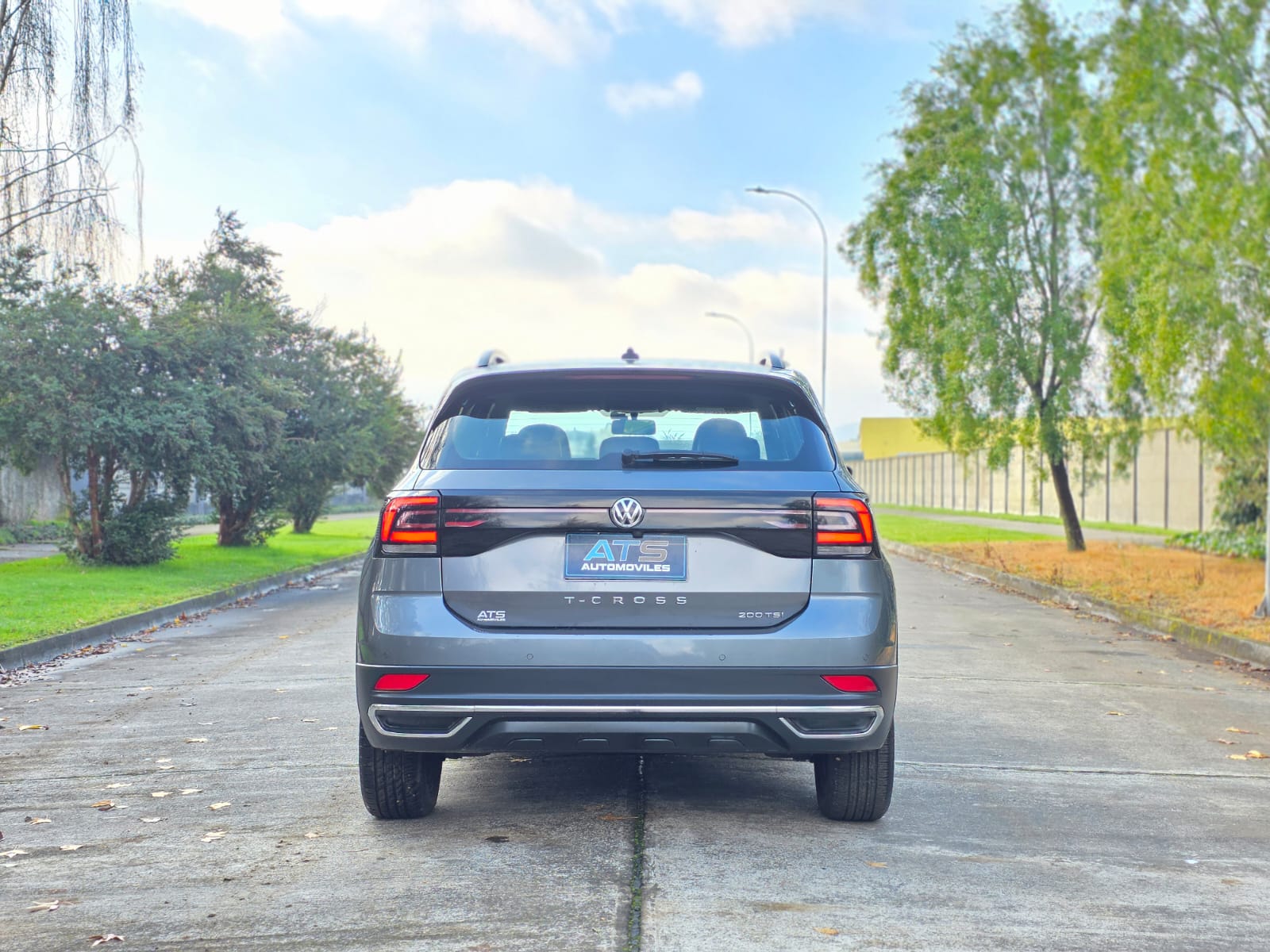 
								Volkswagen T-Cross COMFORTLINE full									