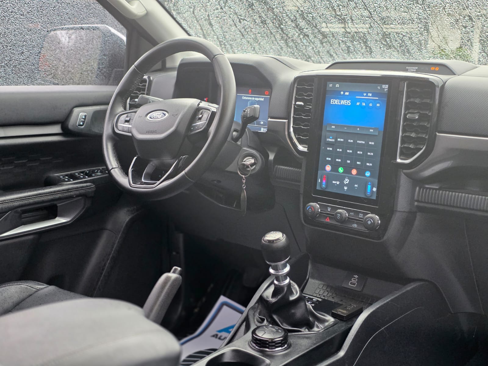 
								Ford Ranger XLT full									