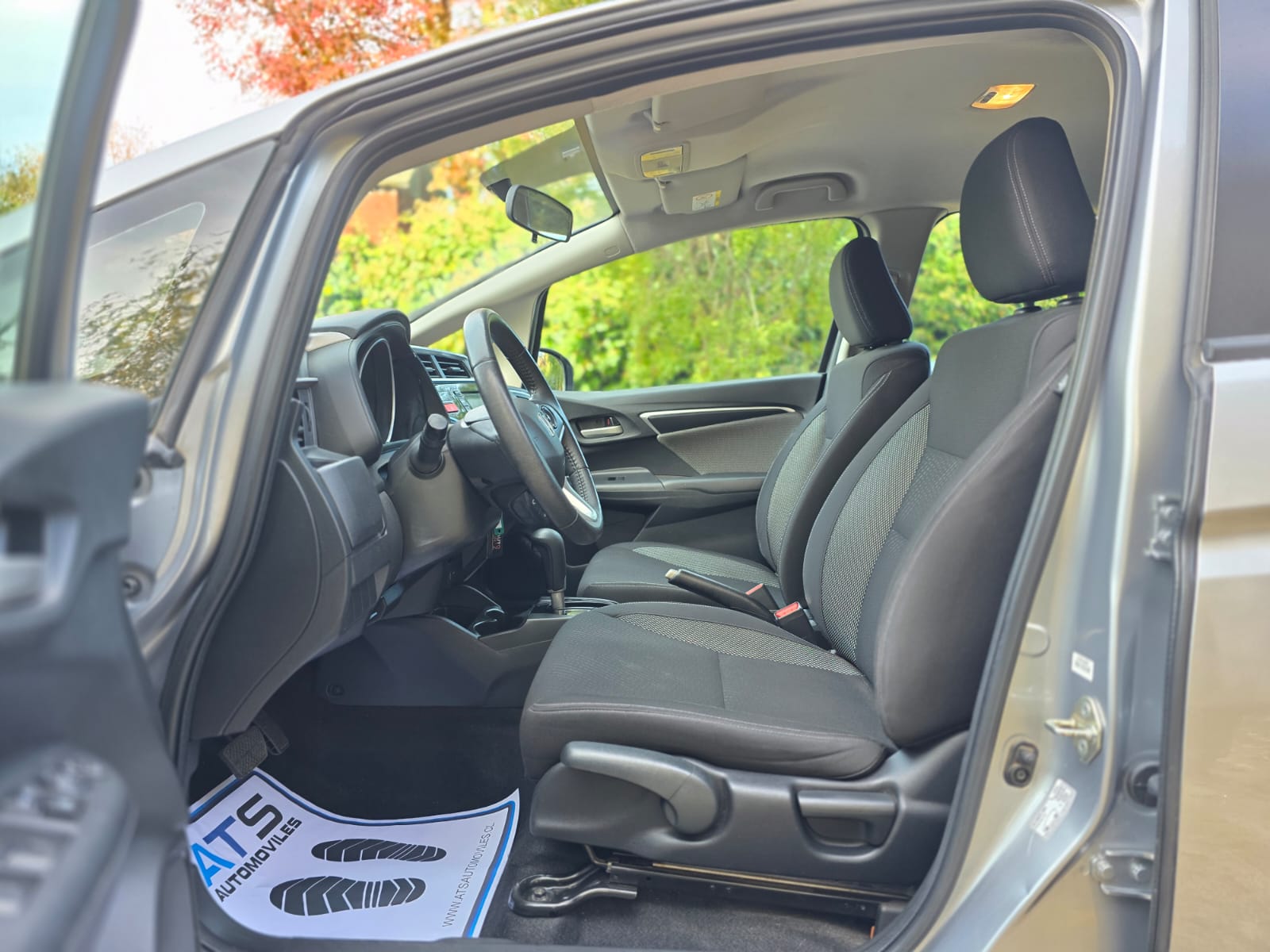 
								HONDA WR-V EX full									