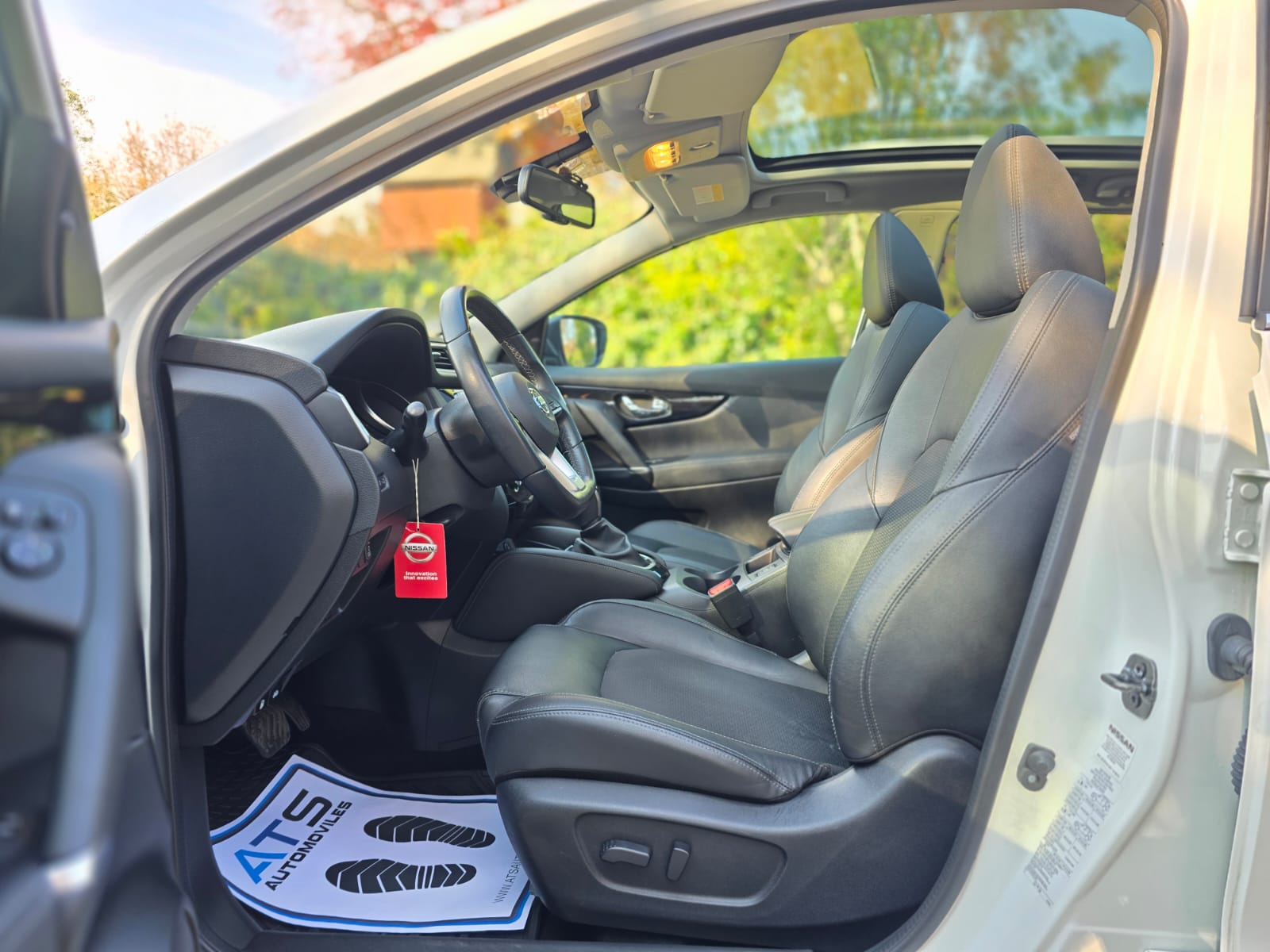 
								Nissan Qashqai EXCLUSIVE CVT full									