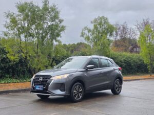 Nissan Kicks SENSE