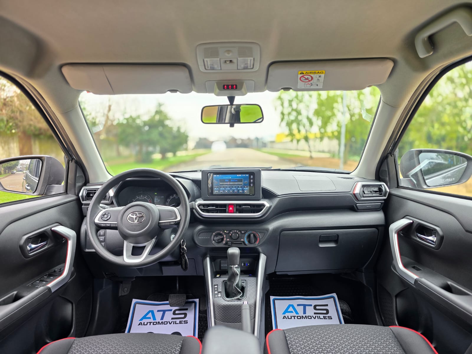 
								Toyota Raize E full									