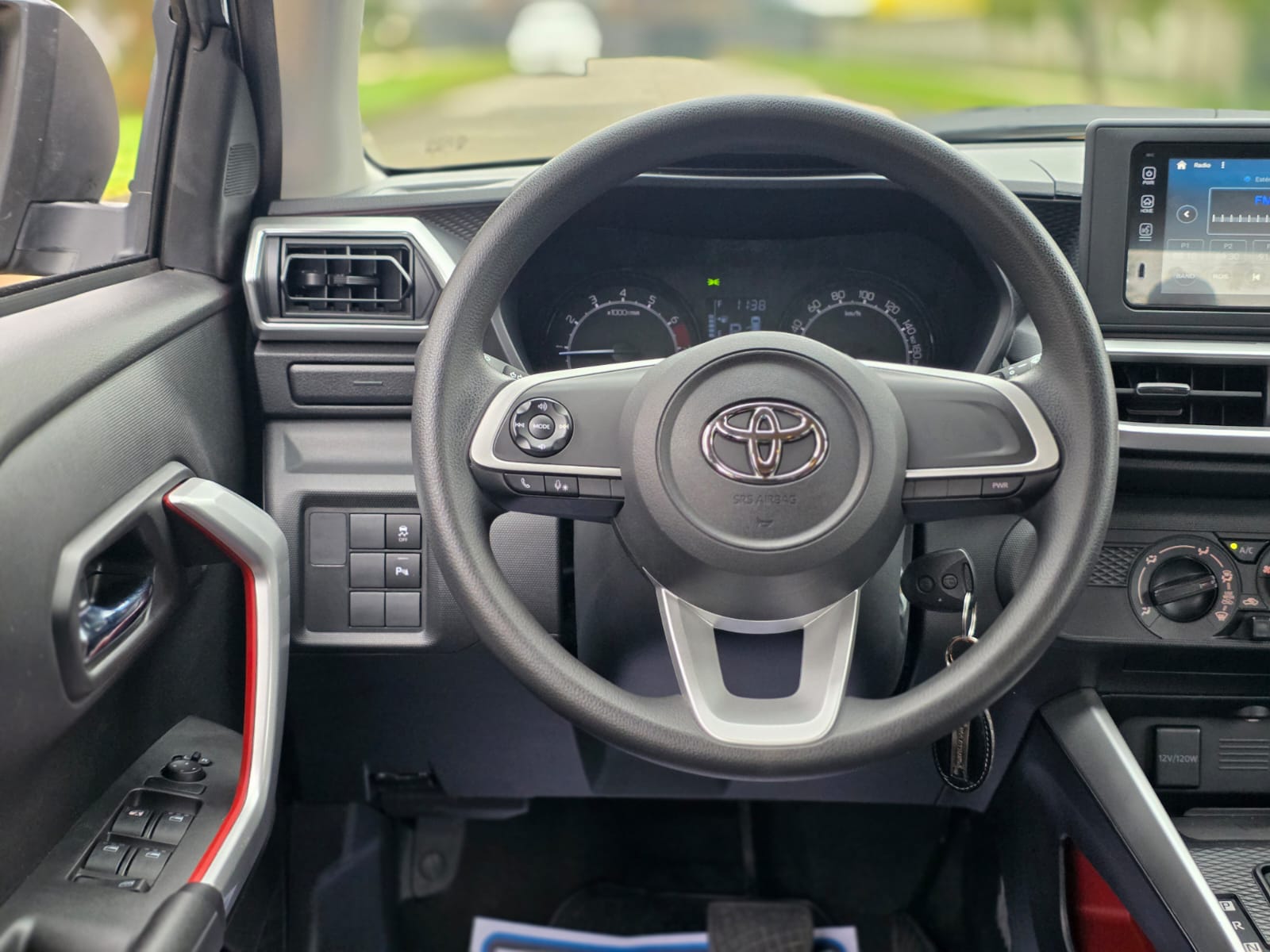 
								Toyota Raize E full									
