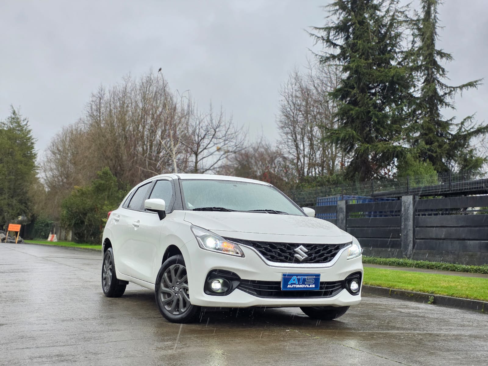 
								Suzuki Baleno GLS full									