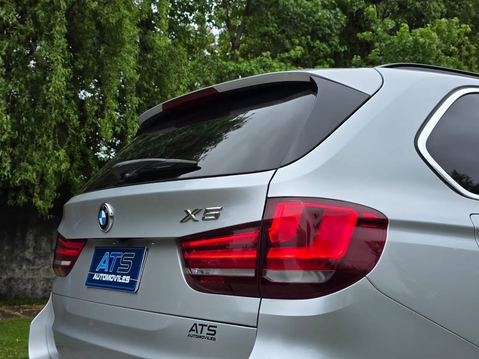 
								BMW X5 S-DRIVE full									