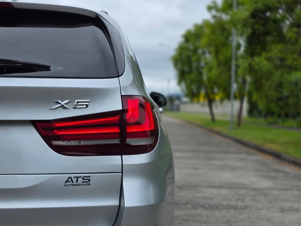 
								BMW X5 S-DRIVE full									