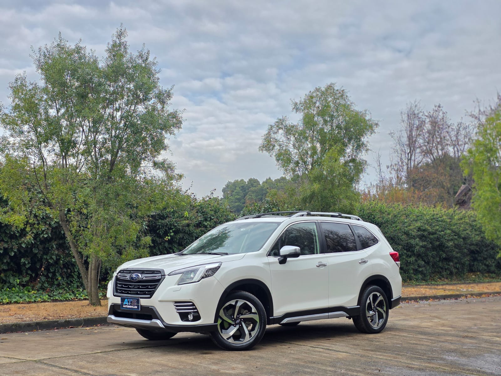 
								Subaru Forester Limited Eyesight full									