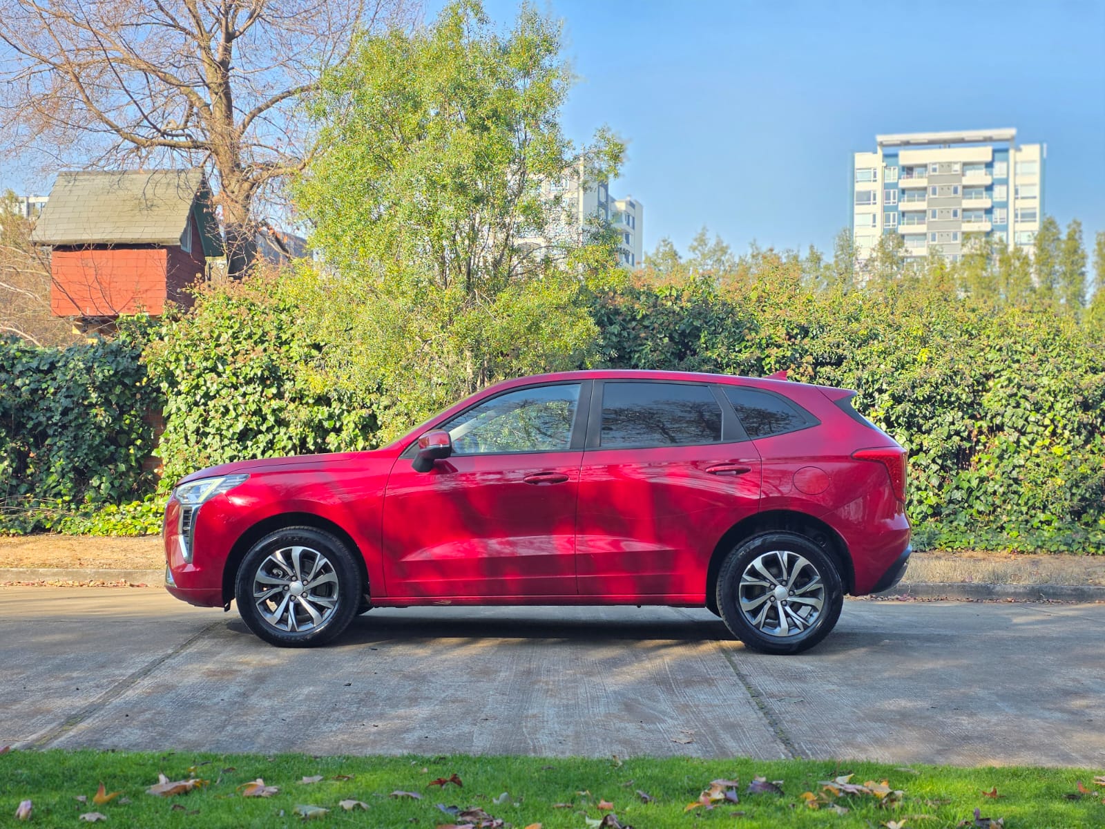 
								Haval Jolion Active full									