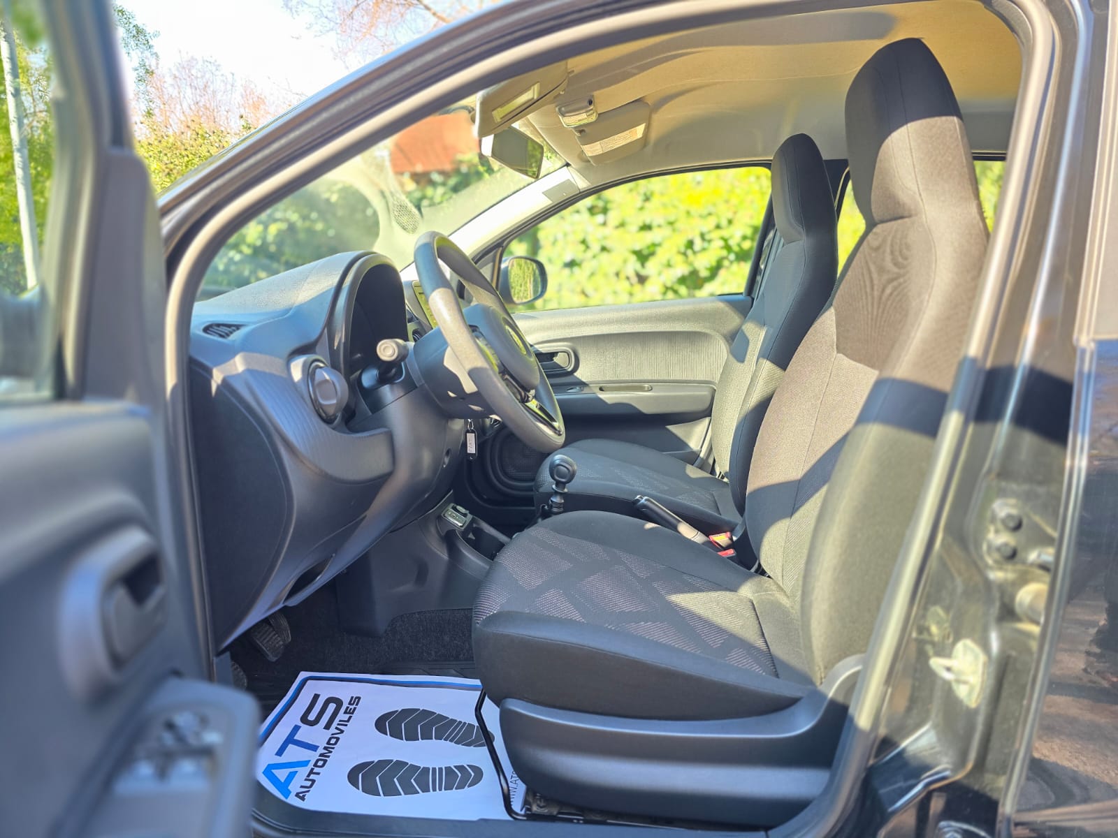 
								Fiat MOBI LIKE full									