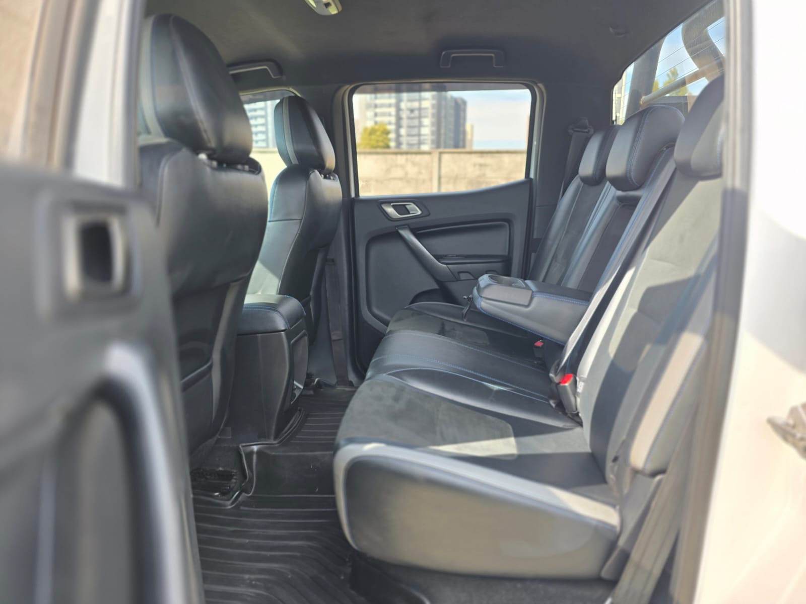 
								Ford Ranger RAPTOR full									