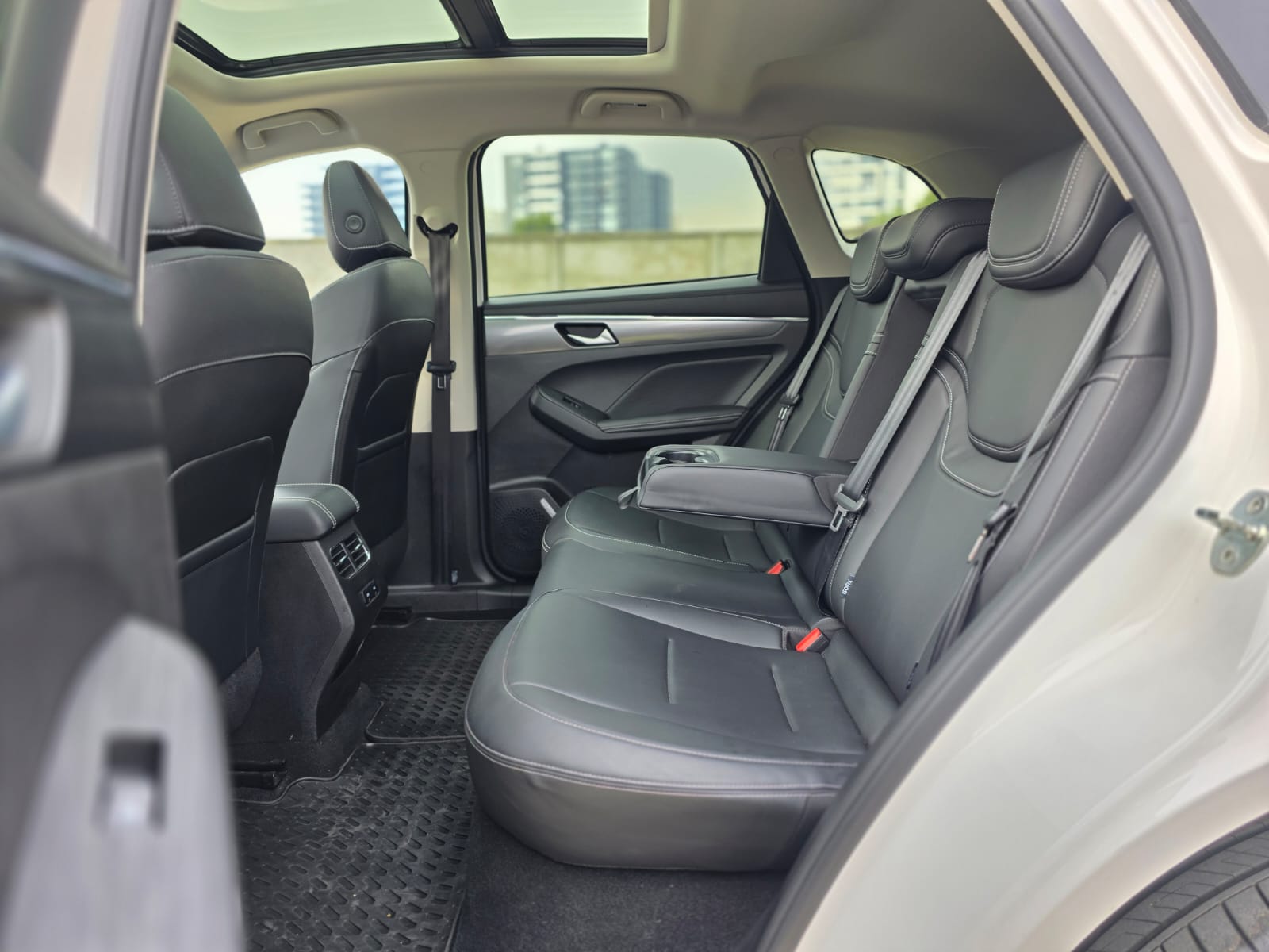
								Haval JOLION DELUXE full									