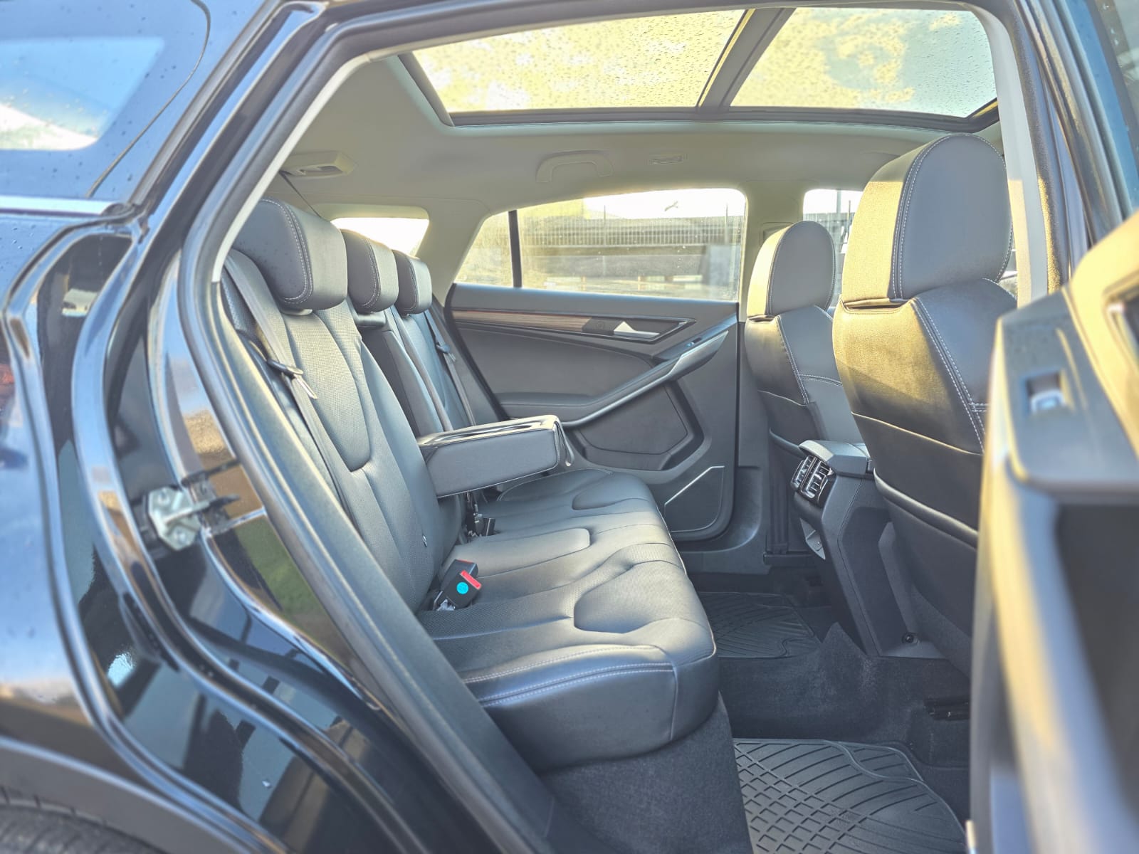 
								Ford Territory TITANIUM full									
