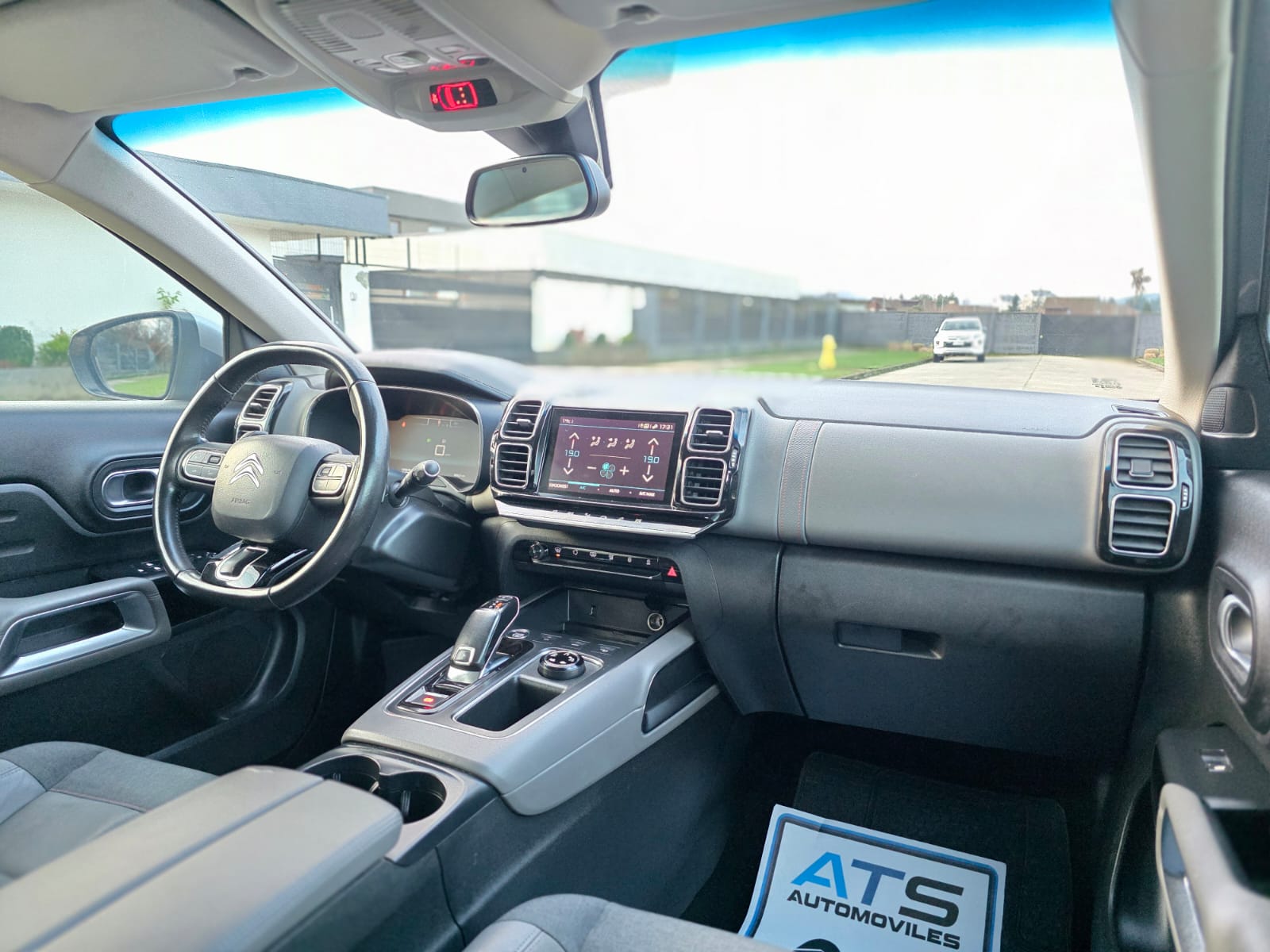
								Citroen C5 Aircross SHINE full									