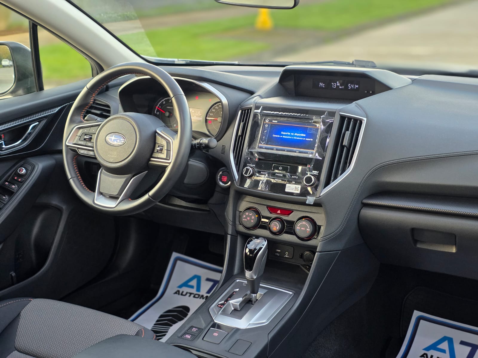 
								Subaru New XV 2.0 AWD CVT full									