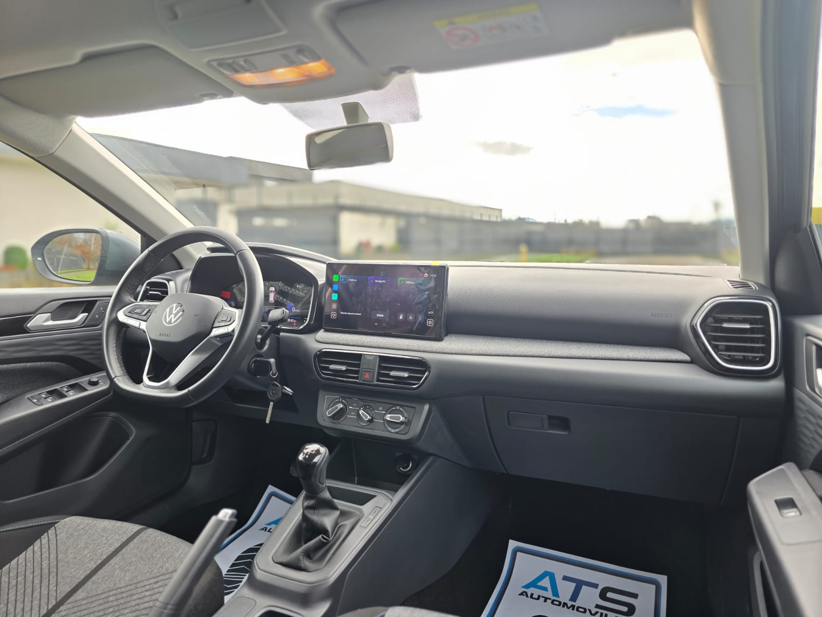 
								Volkswagen NEW TERA COMFORT full									