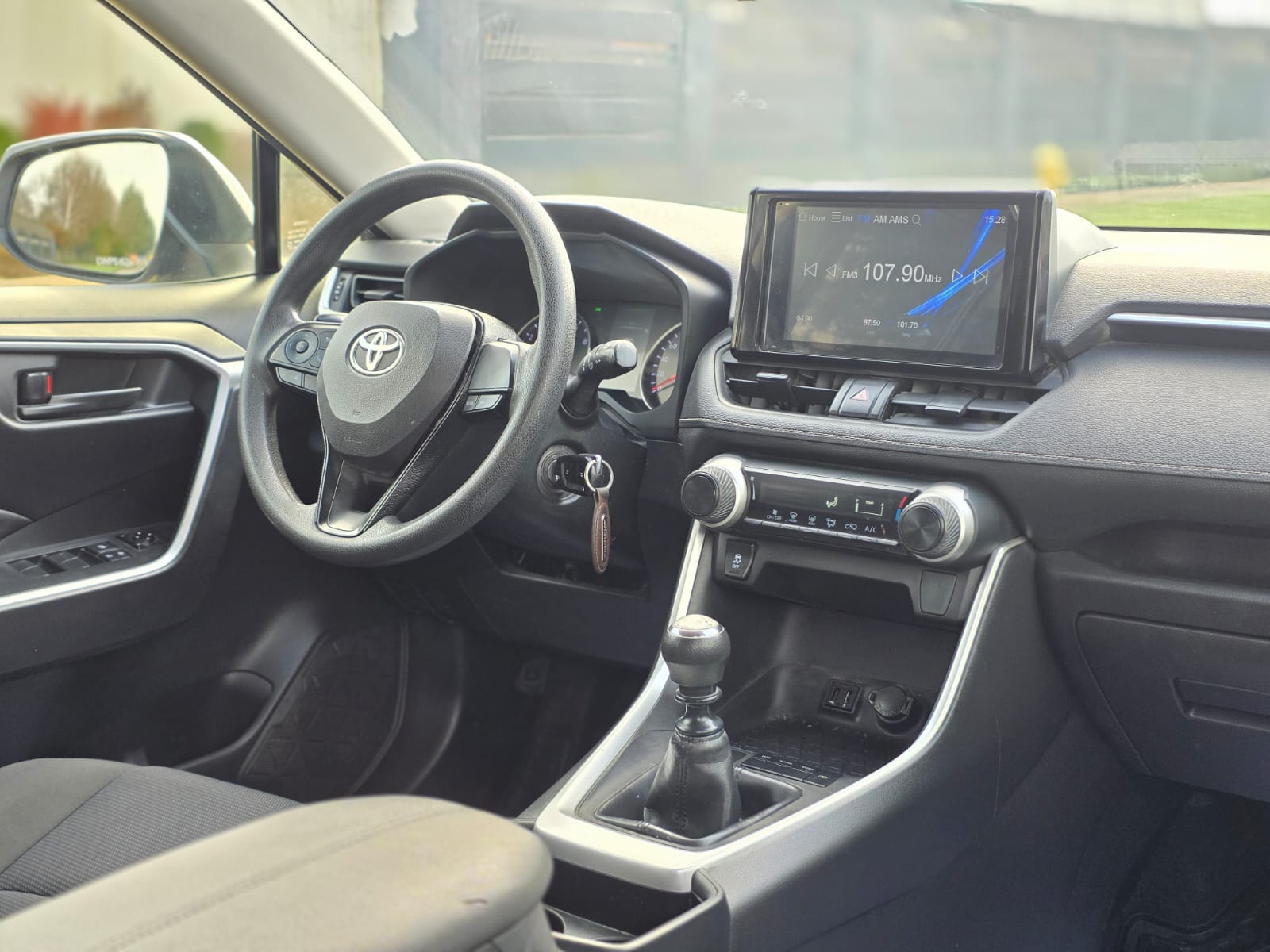 
								Toyota New Rav4 full									