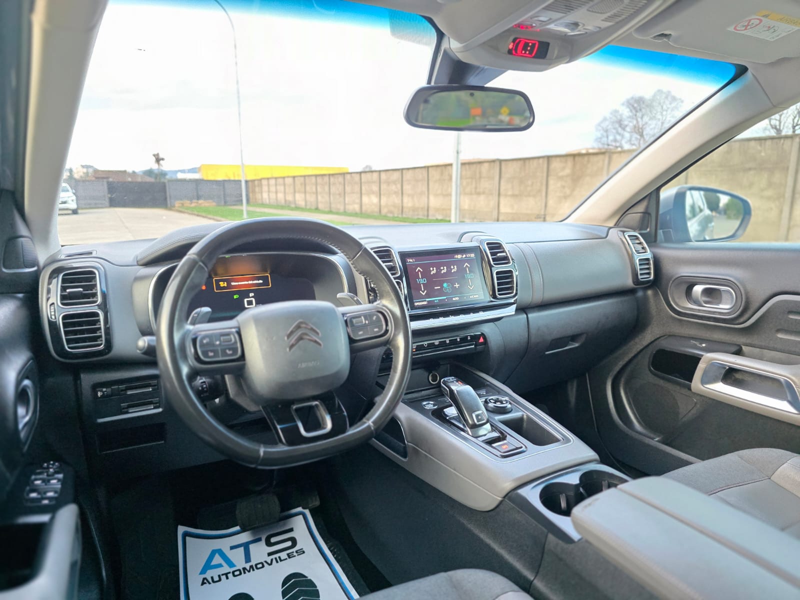 
								Citroen C5 Aircross SHINE full									