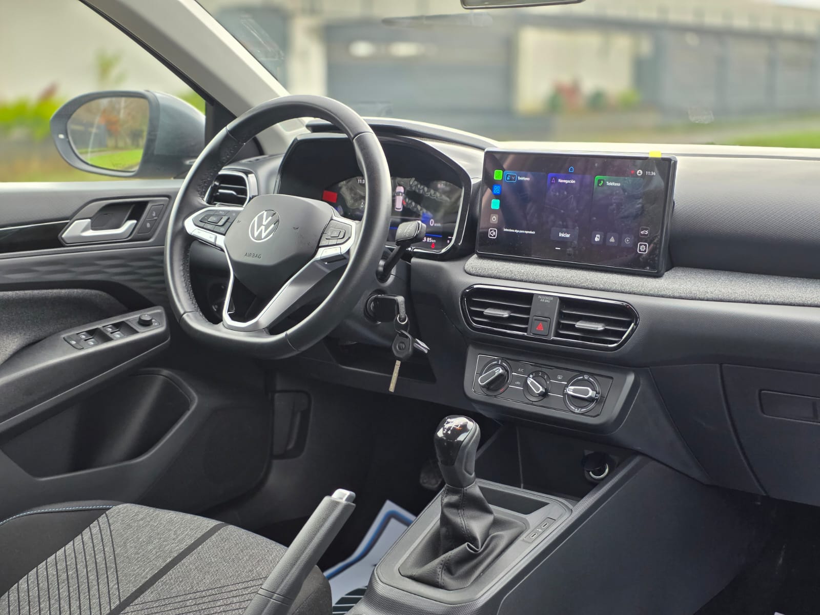 
								Volkswagen NEW TERA COMFORT full									
