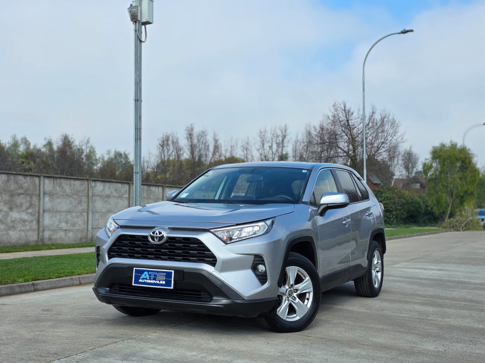 
								Toyota New Rav4 full									