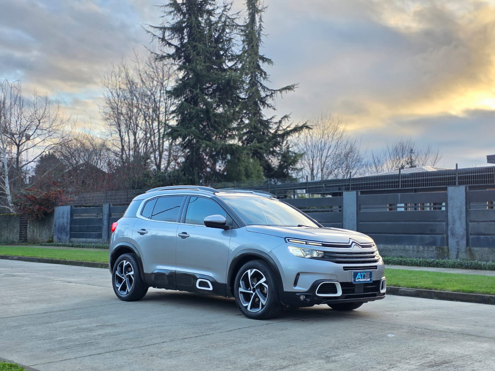 
								Citroen C5 Aircross SHINE full									