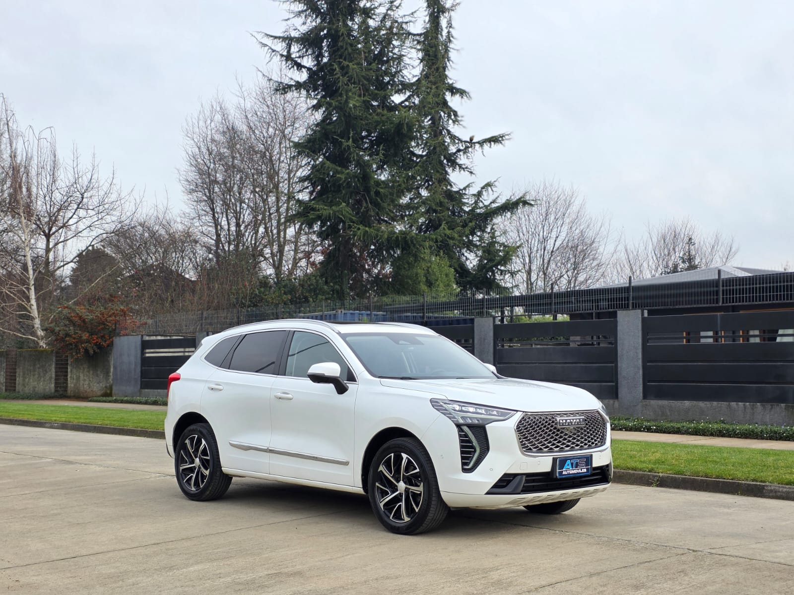
								Haval JOLION DELUXE full									