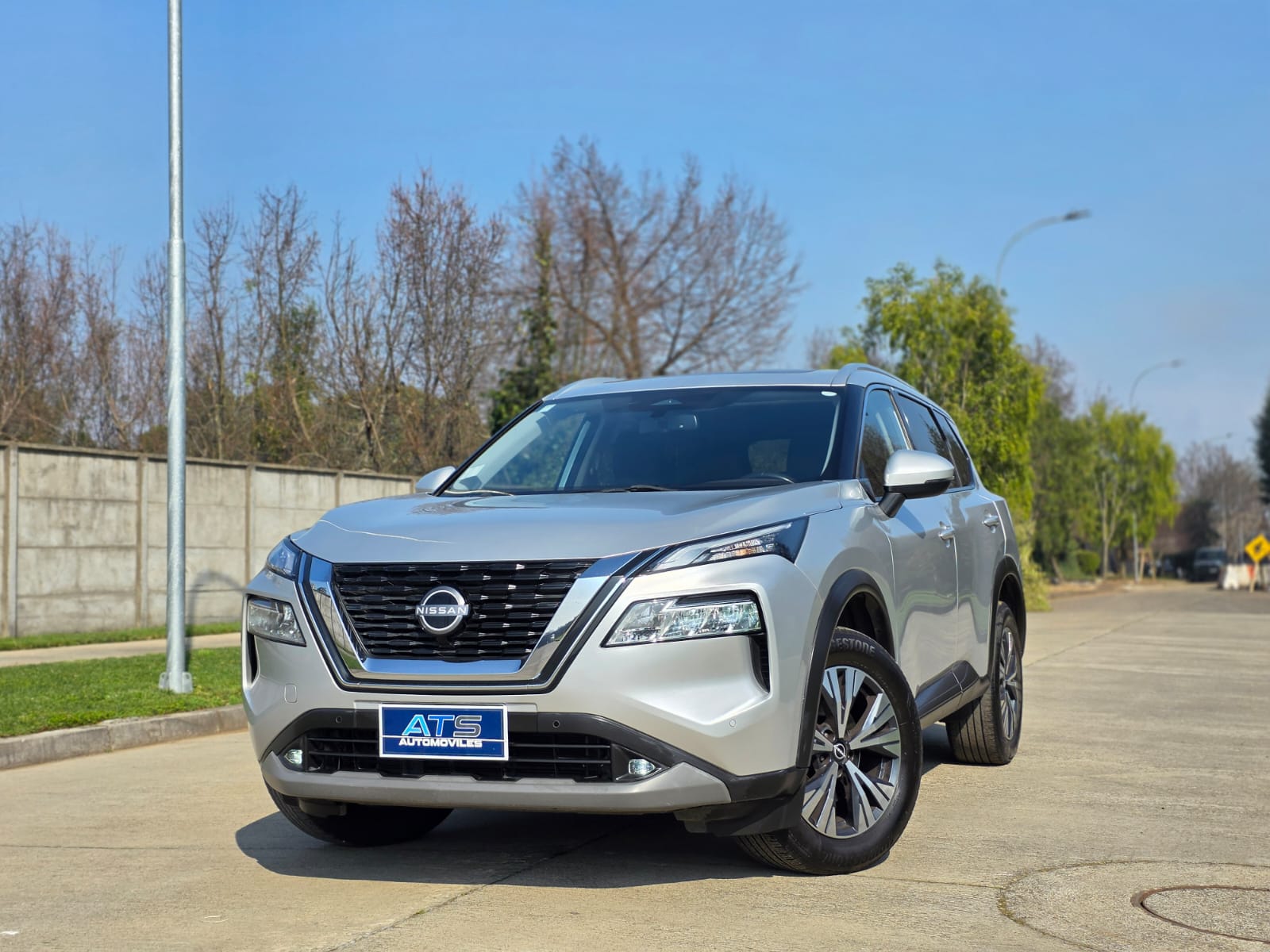 
								Nissan New XTRAIL ADVANCE full									
