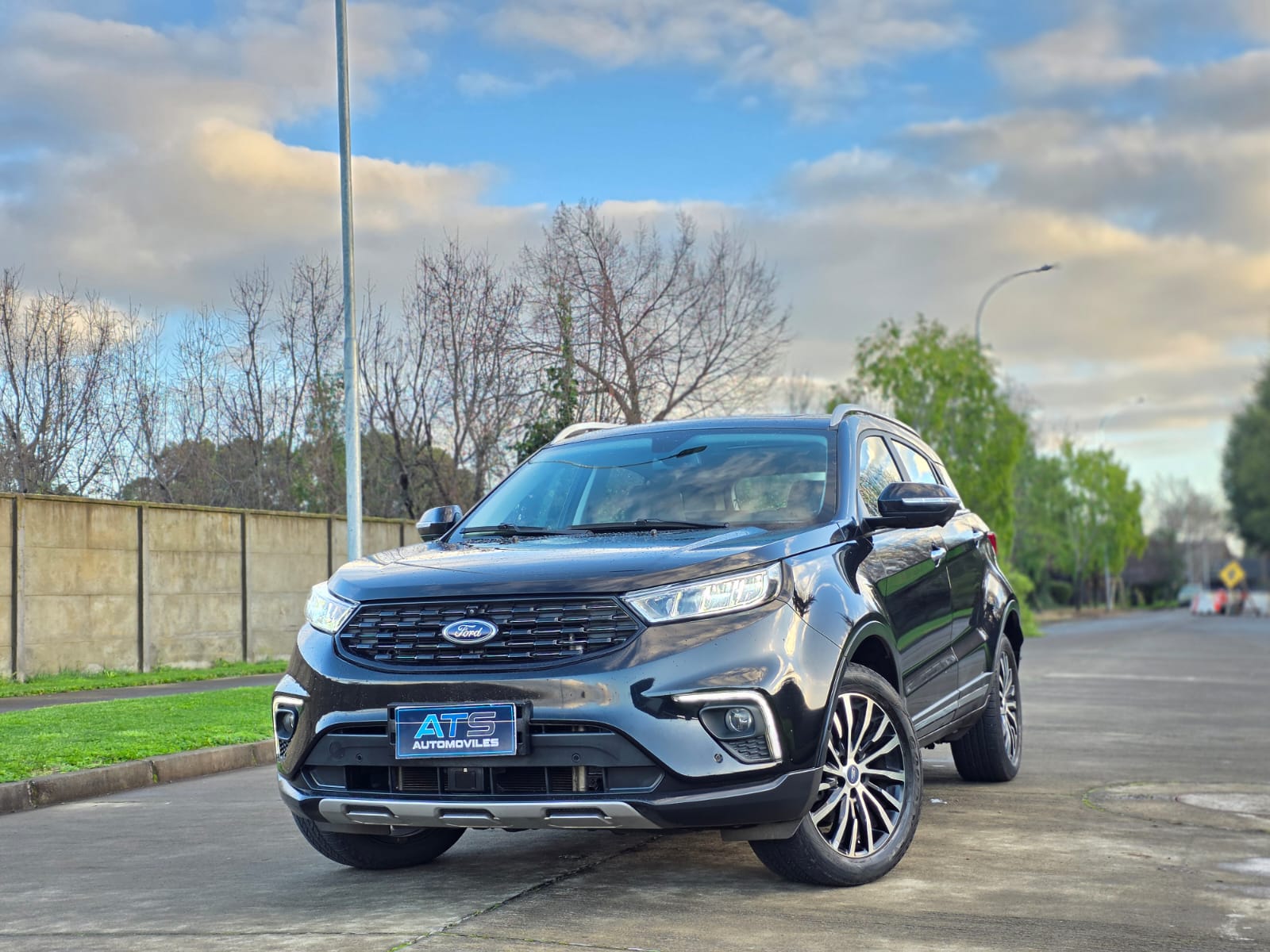 
								Ford Territory TITANIUM full									