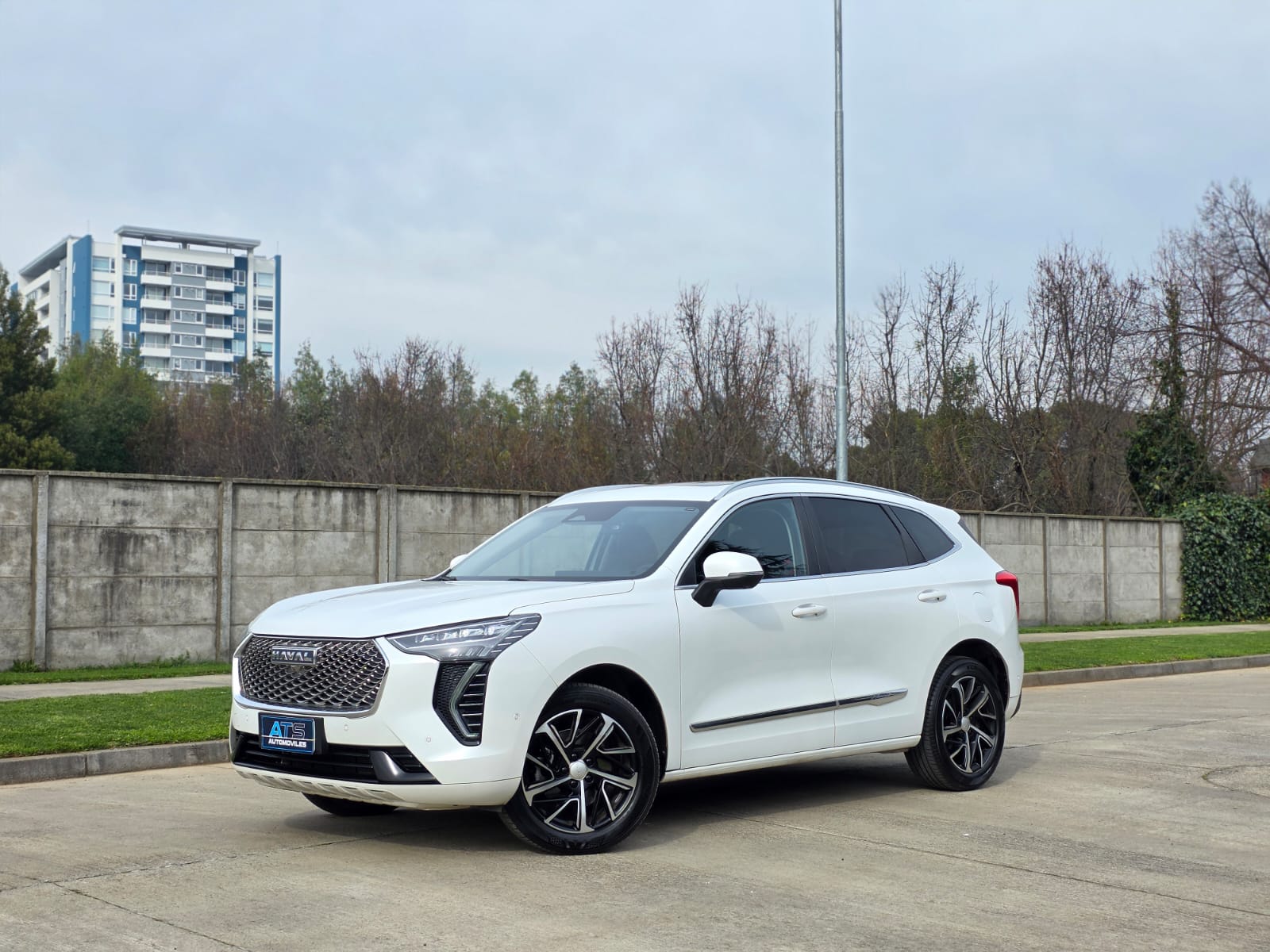 
								Haval JOLION DELUXE full									