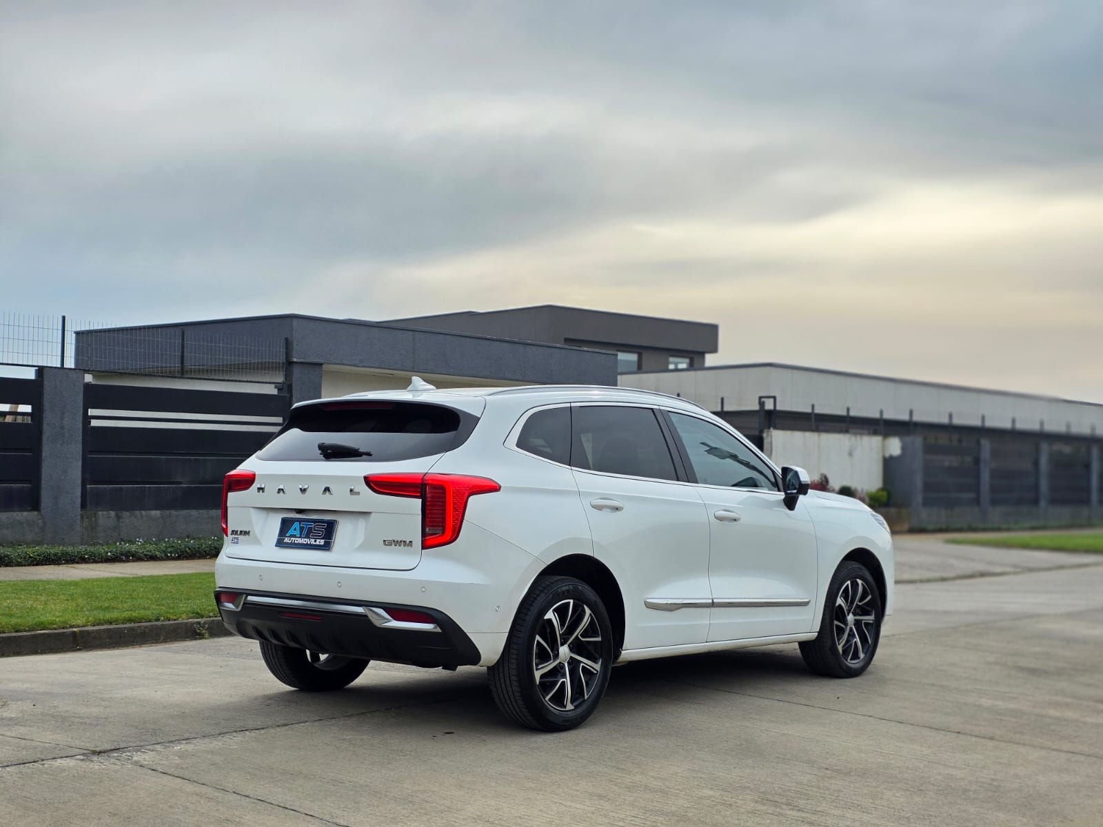 
								Haval JOLION DELUXE full									