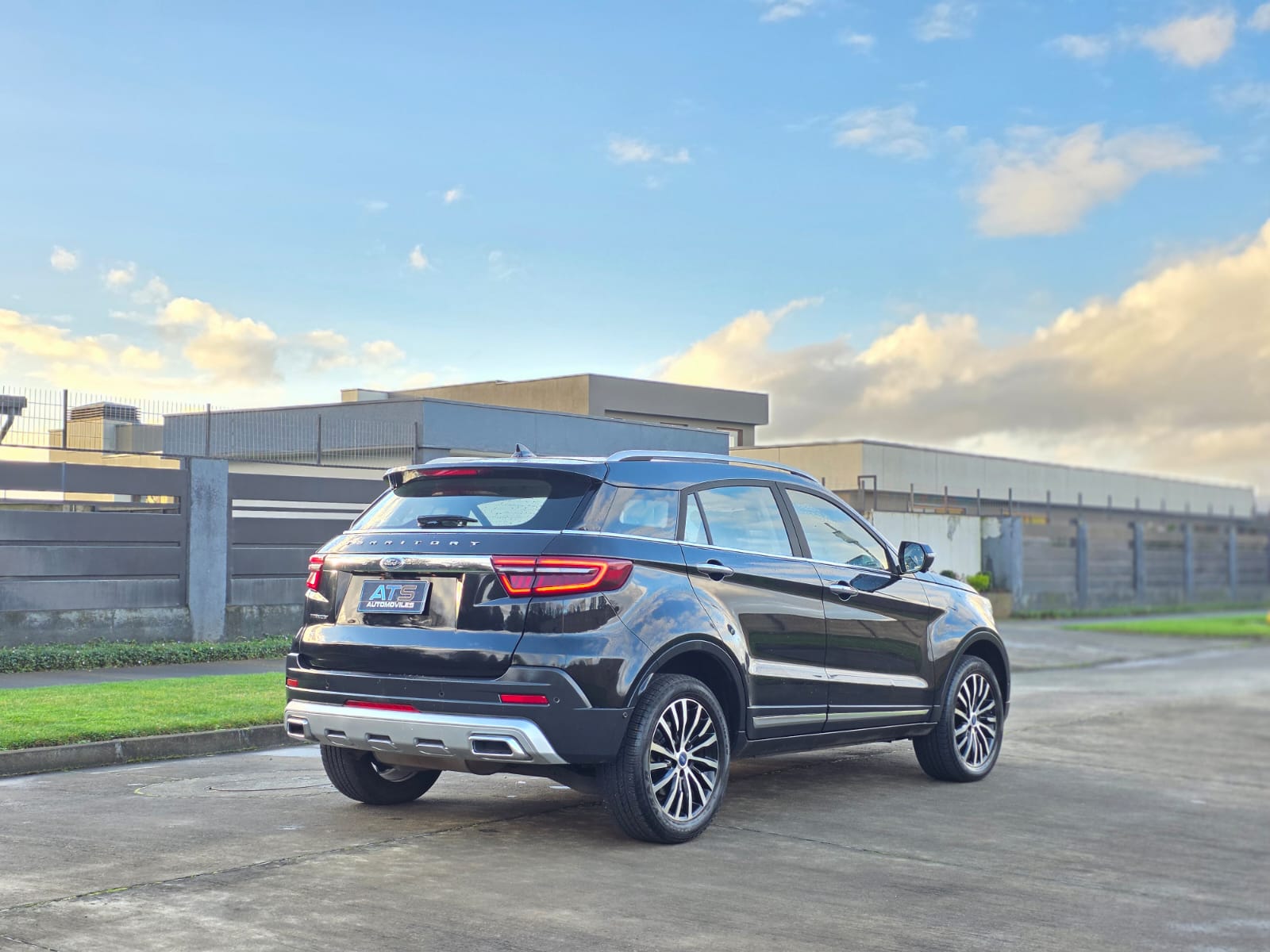 
								Ford Territory TITANIUM full									