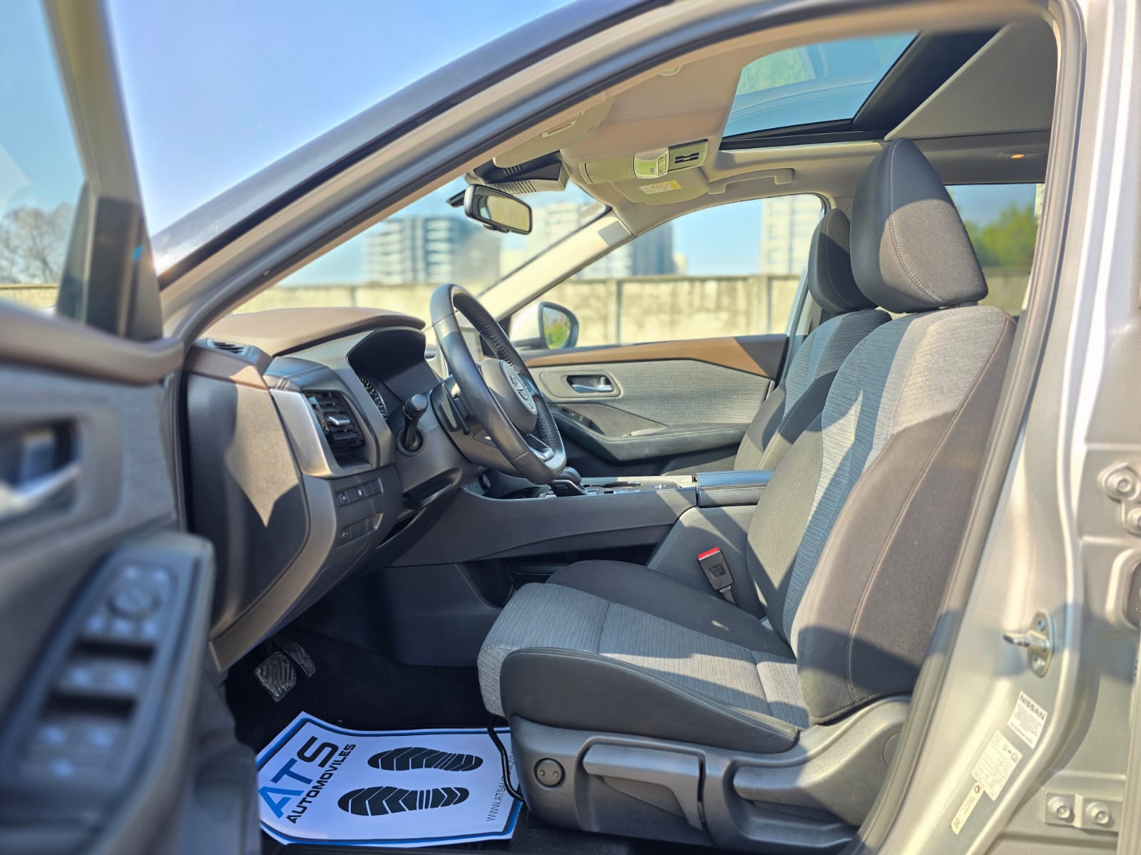 
								Nissan New XTRAIL ADVANCE full									