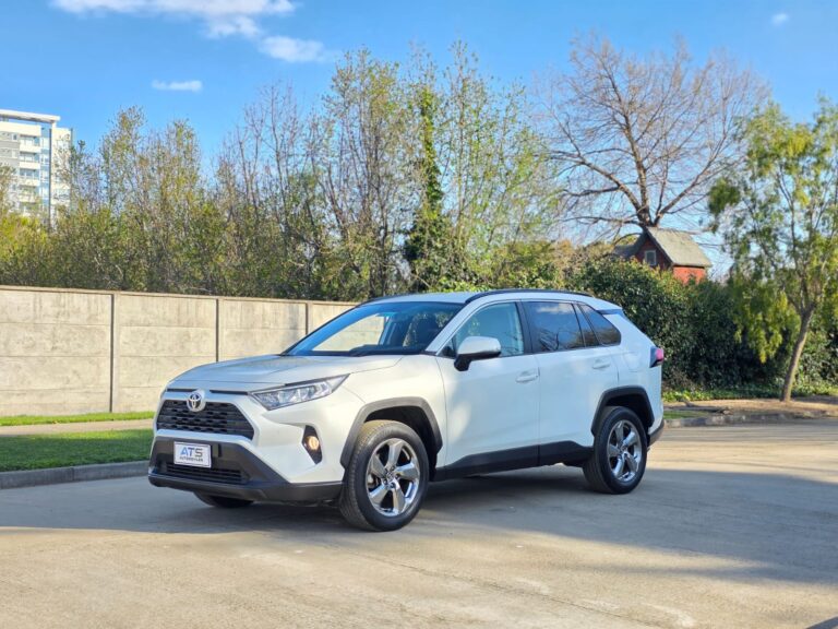 Toyota Rav4 XLE CVT