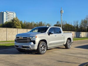 Chevrolet SILVERADO HIGH COUNTRY