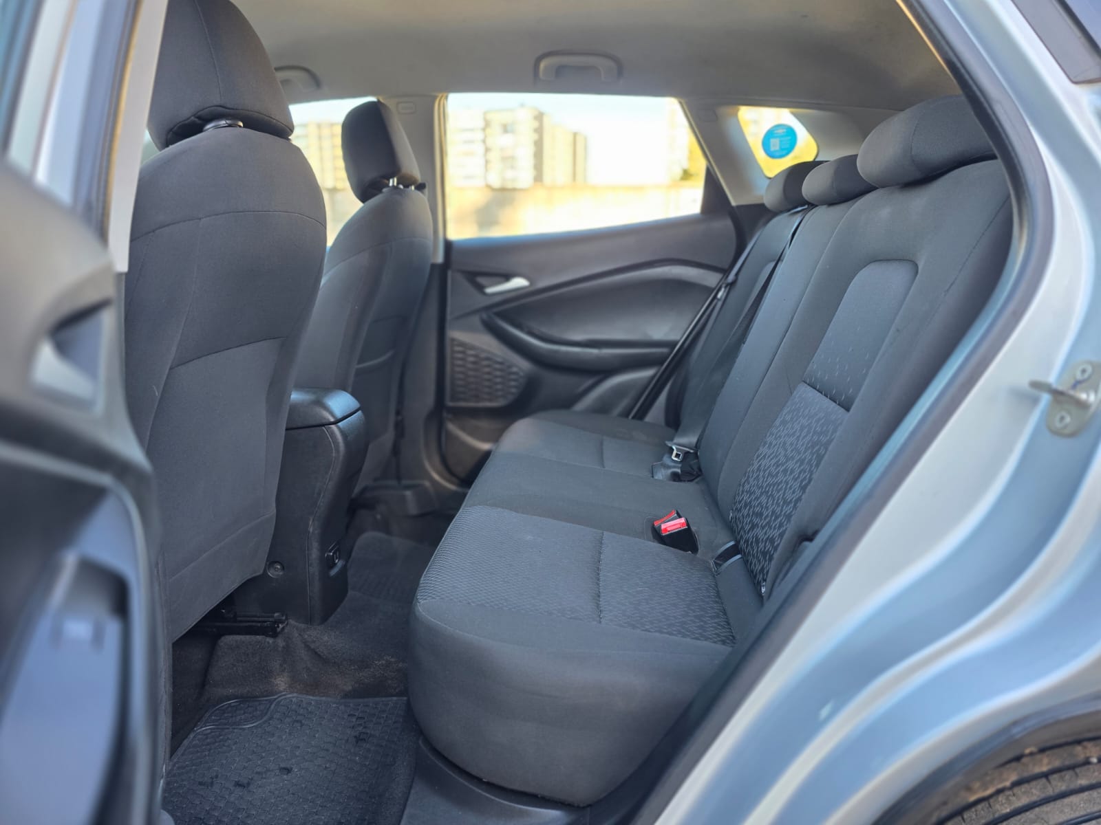 
								Chevrolet TRACKER LS full									