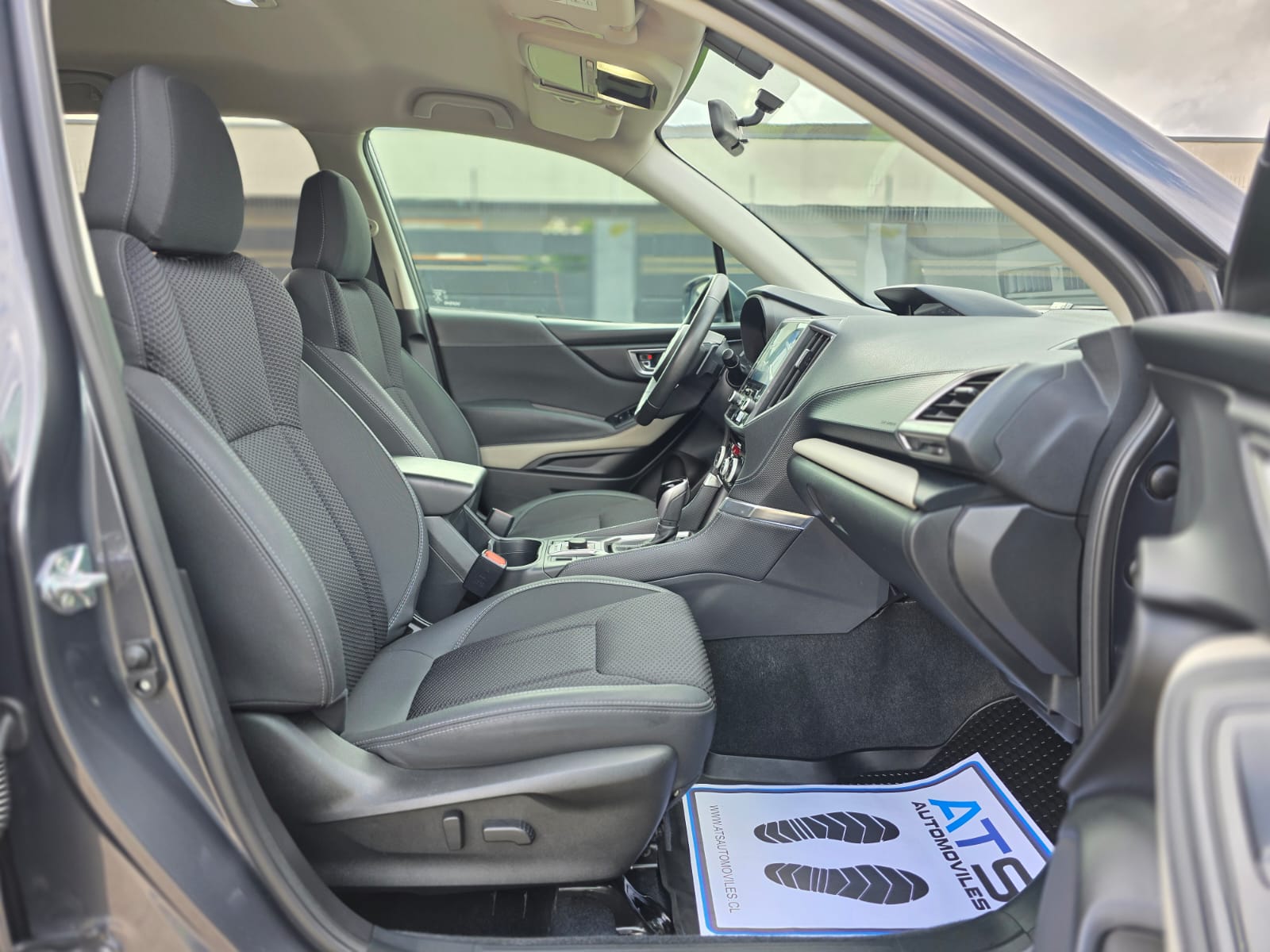 
								Subaru New Forester XS full									