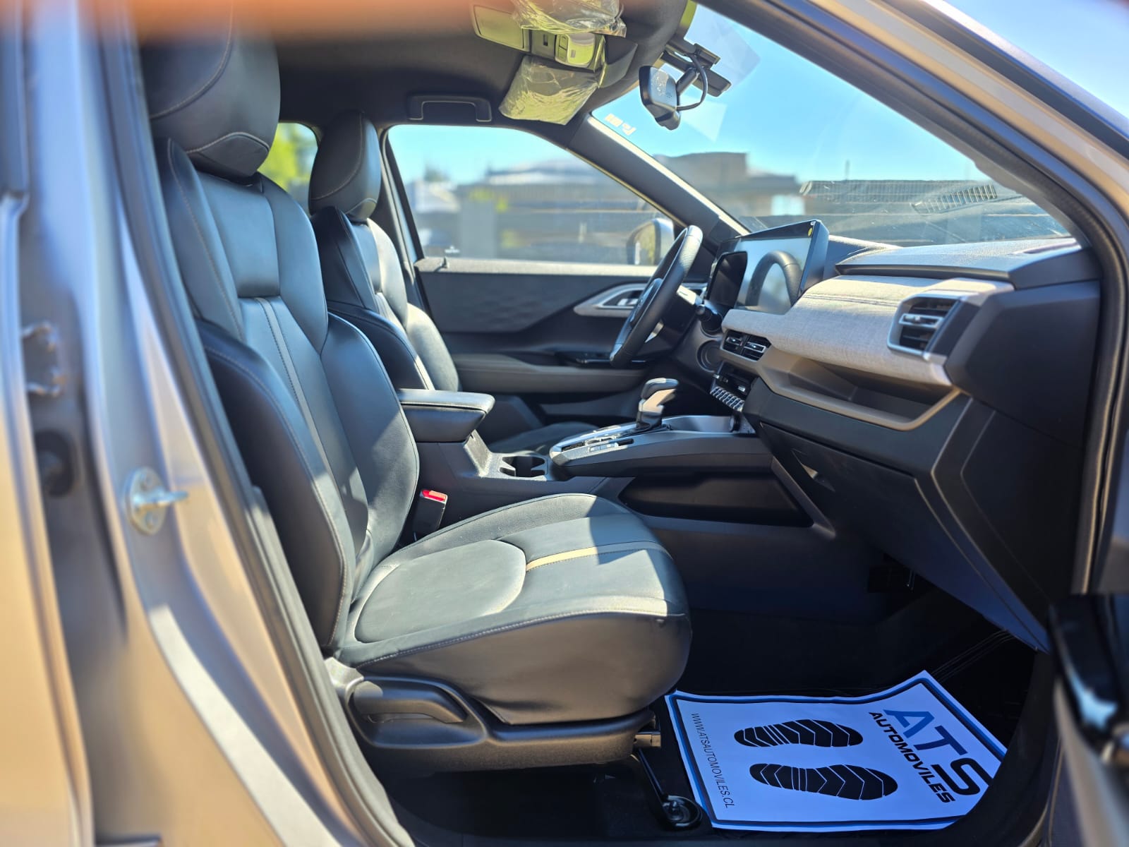 
								Mitsubishi NEW OUTLANDER SPORT GLS full									