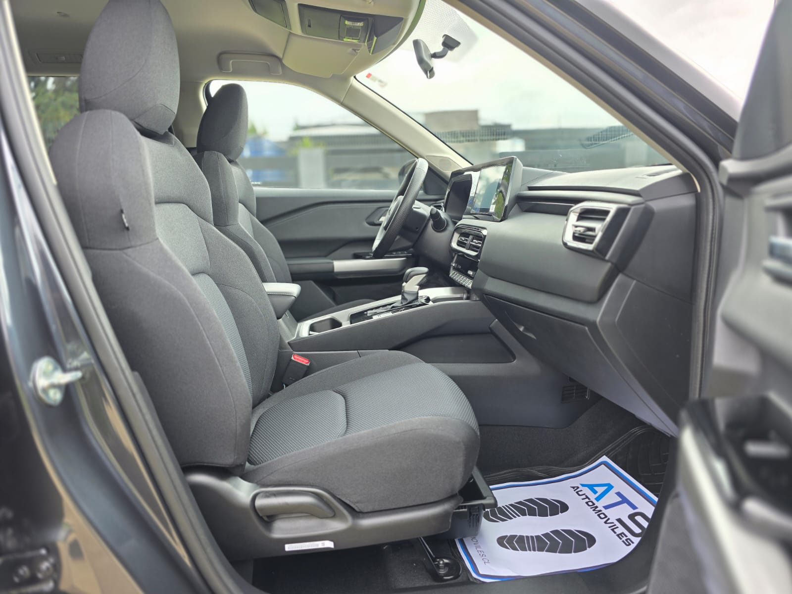 
								Mitsubishi Destinator GL full									