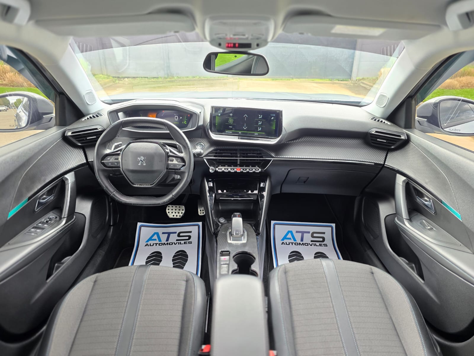 
								Peugeot 2008 ALLURE full									