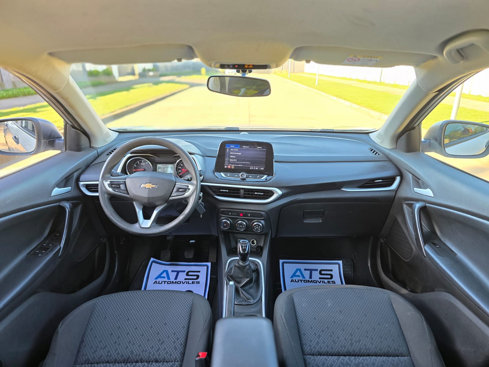 
								Chevrolet TRACKER LS full									