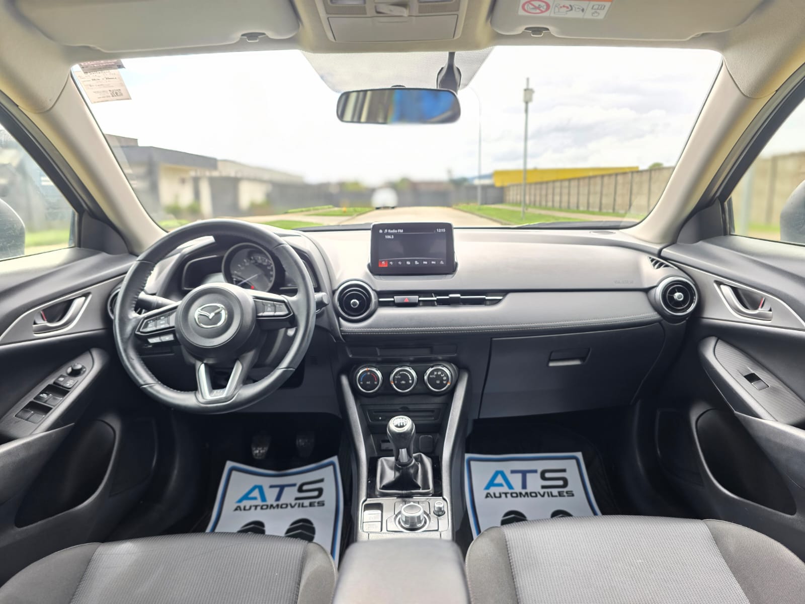 
								Mazda CX-3 R full									
