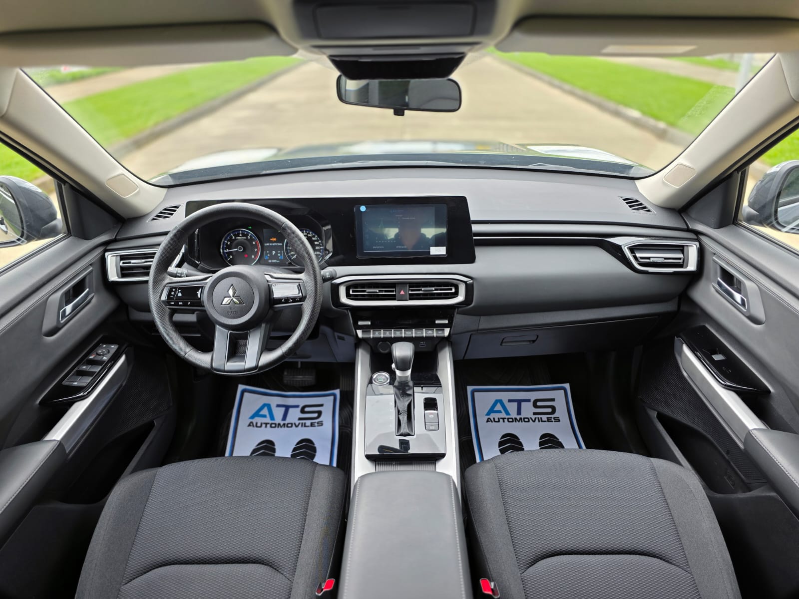 
								Mitsubishi Destinator GL full									