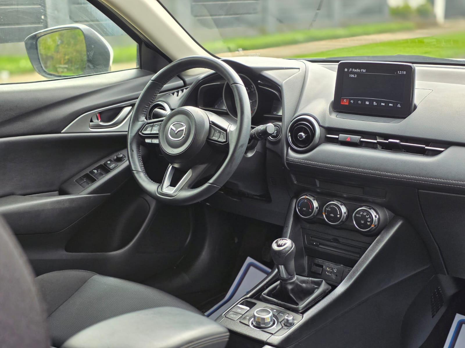 
								Mazda CX-3 R full									