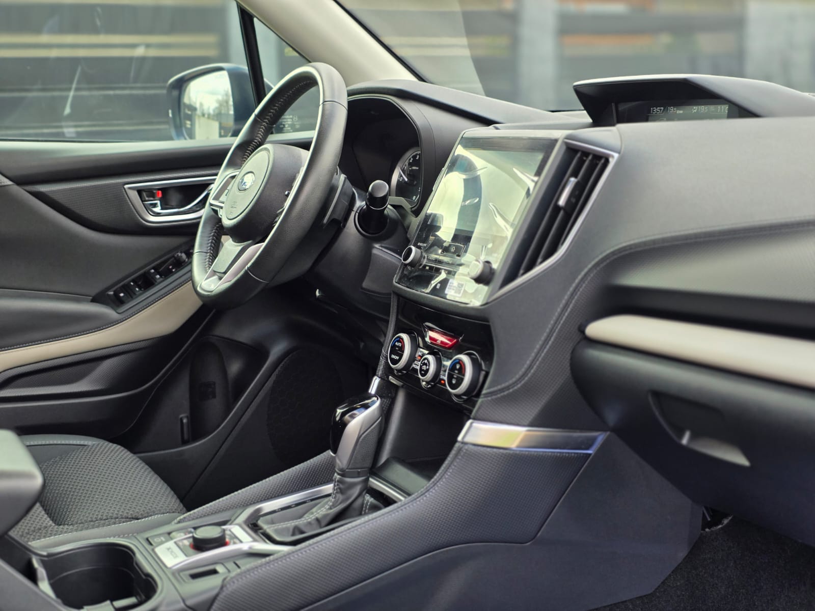 
								Subaru New Forester XS full									