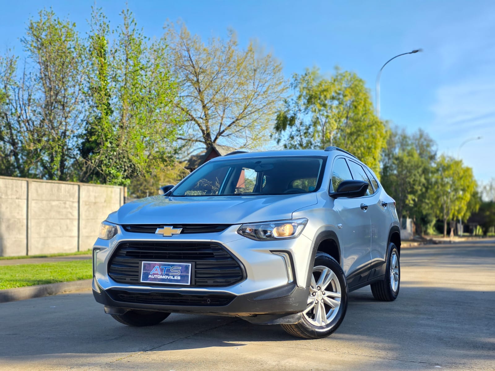
								Chevrolet TRACKER LS full									