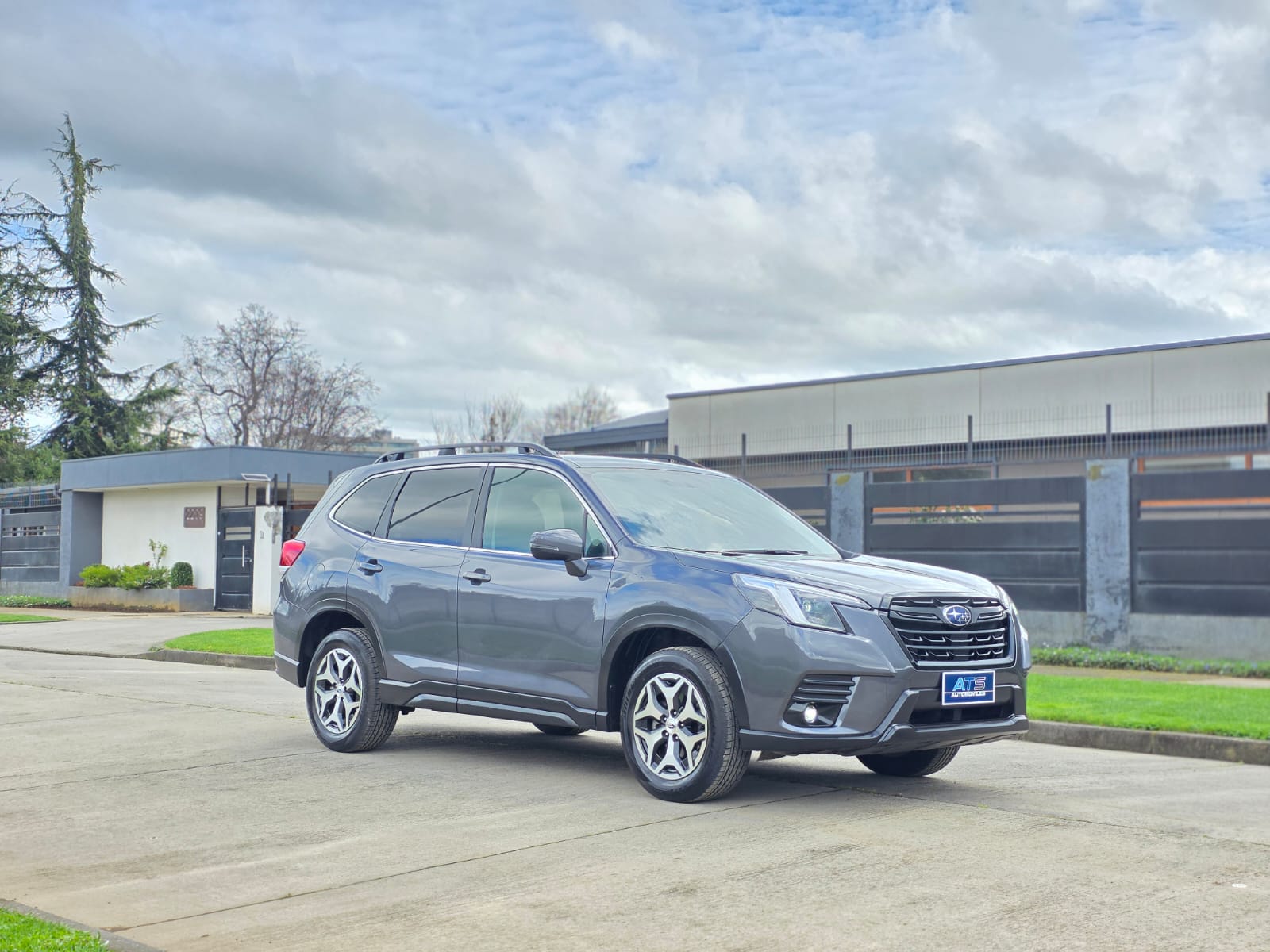 
								Subaru New Forester XS full									